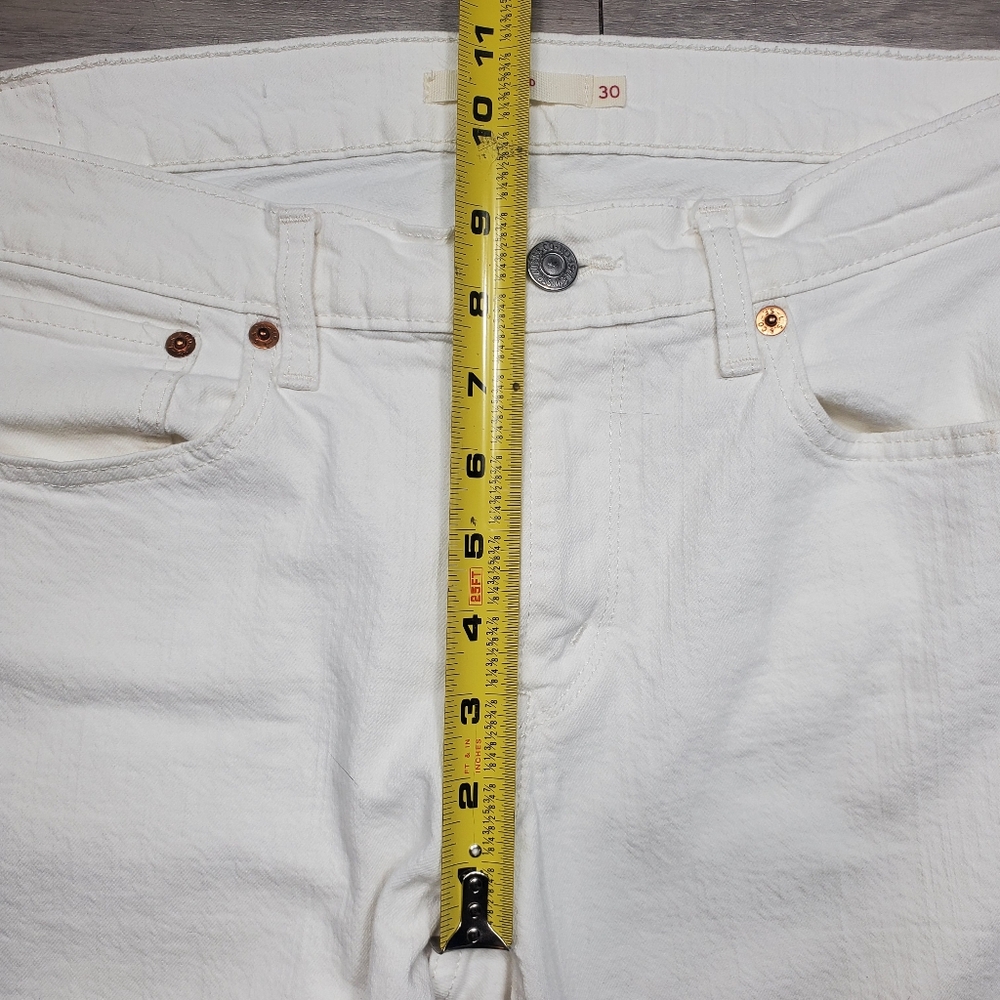 Levi's White Boyfriend Jeans Regular Fit Denim Summer Womans Size 30 - Picture 6 of 12